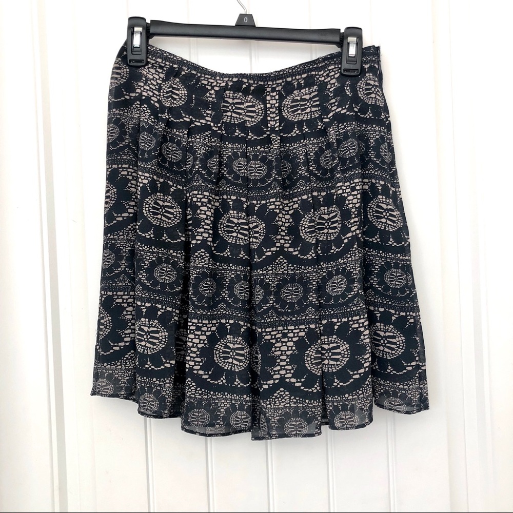 GAP Geometric Floral Printed Swing Skirt